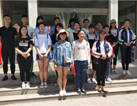 2017年5月17日崇文学校2016级18名高铁班学生前往盈泰集团，参加教学实训